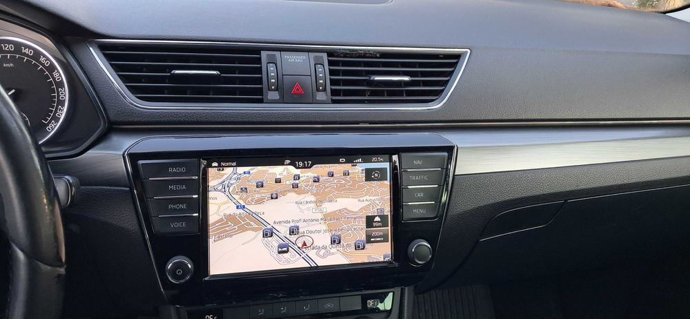 Skoda superb 2.0 TDI 150cv