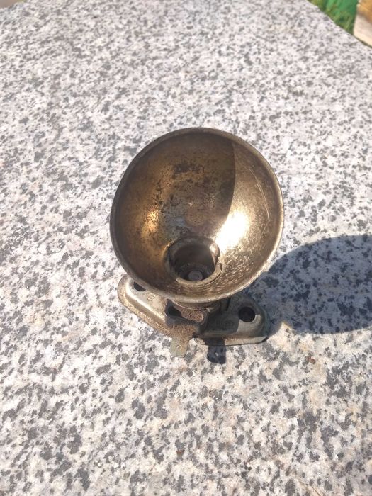 Фонарь подсветки моторного отсека