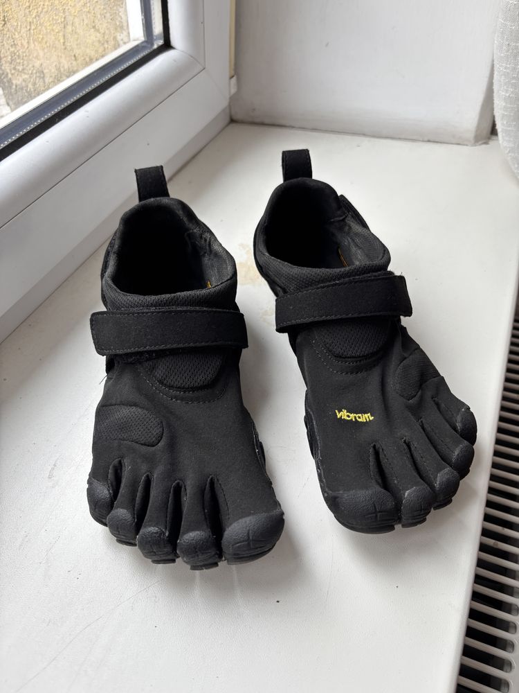 Vibram five finger fivefingers kmd sport 2.0