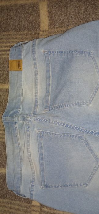 Продам джинси жіночі