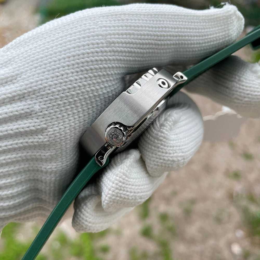 NOWY Steeldive SD1975 Green – Diver 300M – Tuna Homage + 2 paski