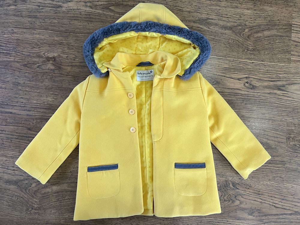 Плащик куртка дитяча 3- 4 років для дівчинки