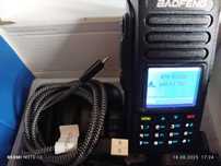 Radio Baofeng DM 1702 GPS-Analogowo Cyfrowy DMR-Konektor.