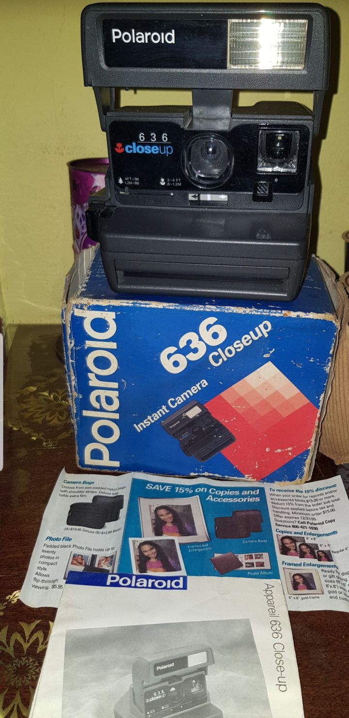 Продам Polaroid 636