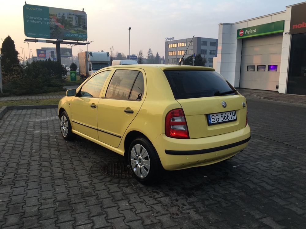 Wynajem aut wypozyczyczalnia Wynająć tanie auto auto na tydzień Kraków