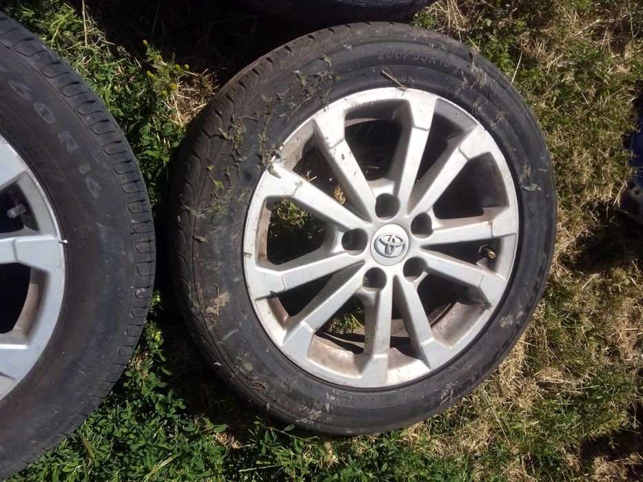 toyota verso 09-18 felgi aluminiowe komplet 16 5x114,3