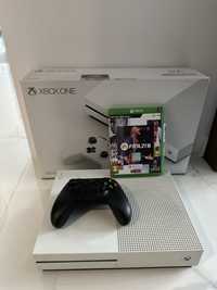 Xbox One S 500Gb z napędem + Fifa + pad