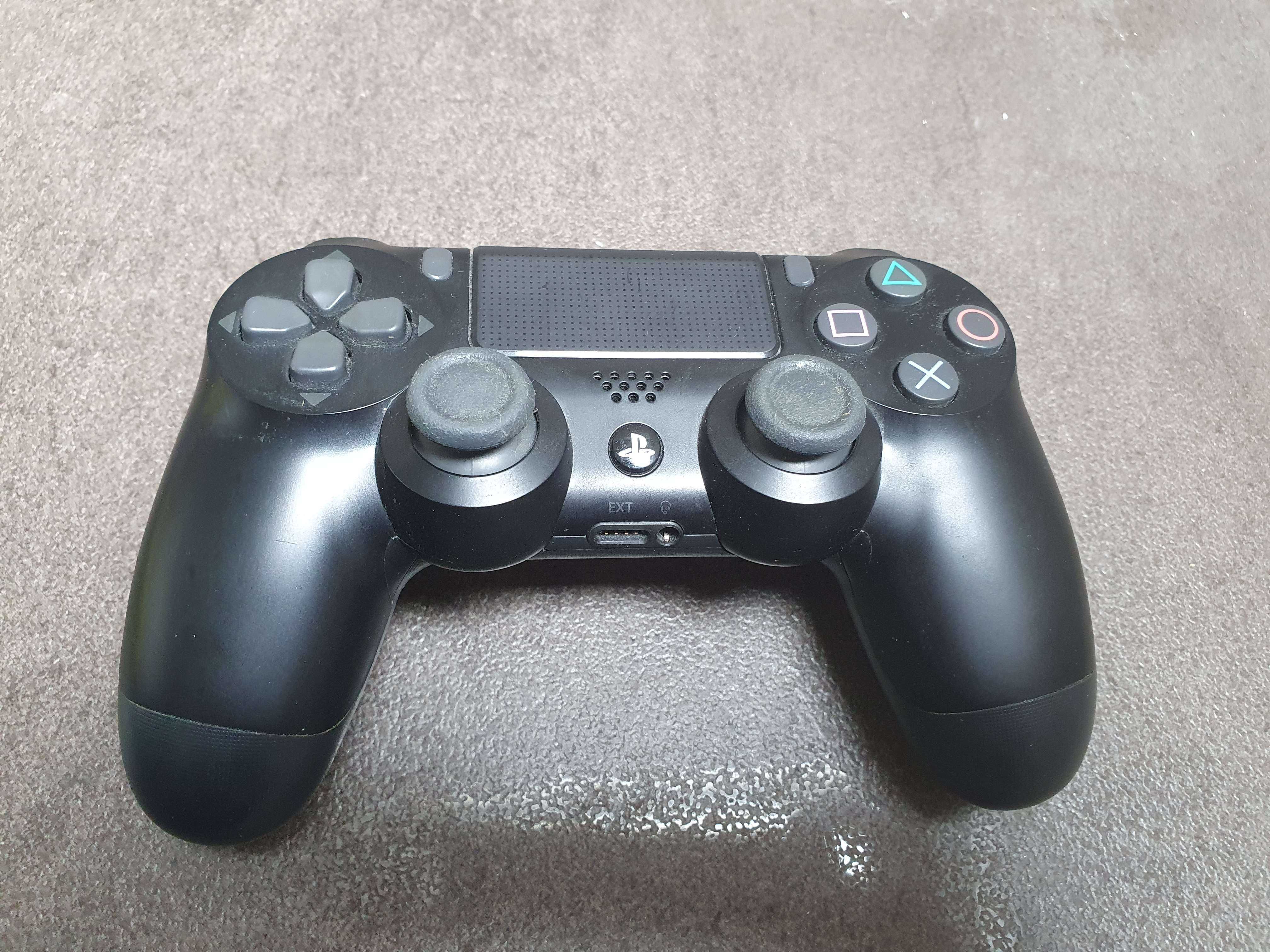 [PS4] PlayStation 4 Pro 1TB z kontrolerem i 3 grami