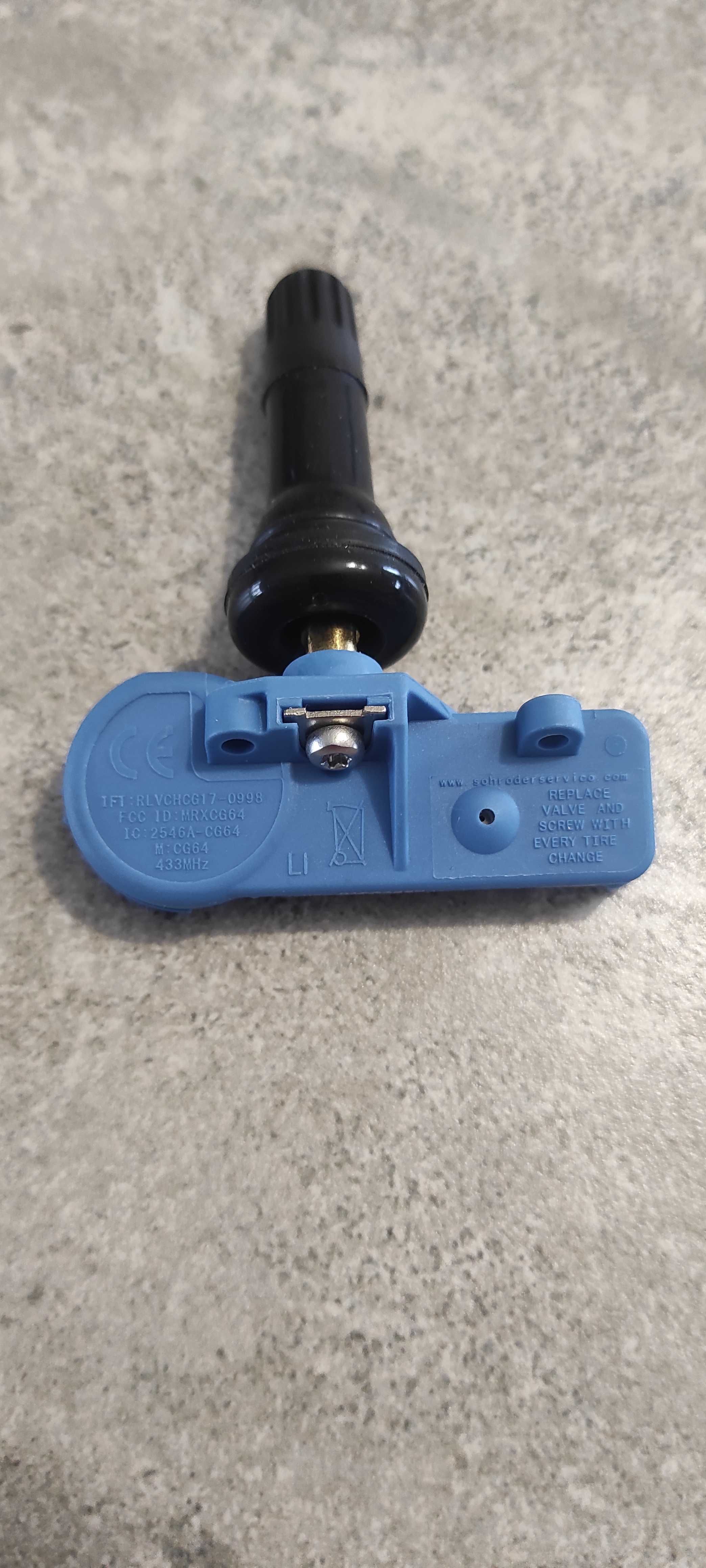 Czujniki TPMS nowe OPEL corsa e cena za 4 sztuki.