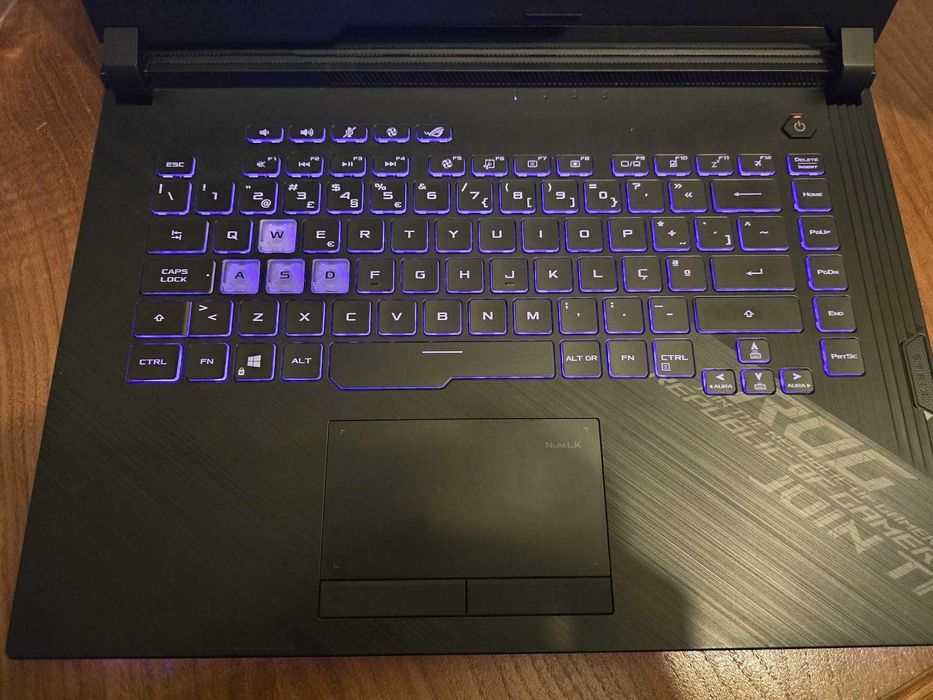 ROG Strix G15 IntelCore i7-10870H/NVIDIA GeForce RTX2060/ RAM:16GB/1TB