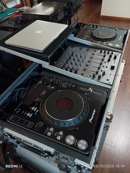 Pioneer CDJ 1000 MK3 (Par) c/ Mala Transporte