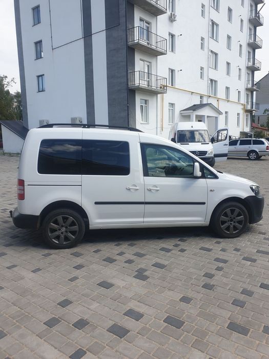 Продаю Volkswagen caddy