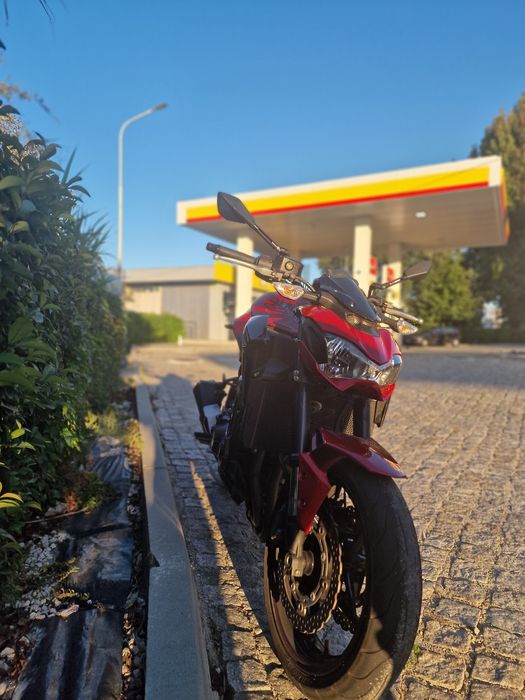 Kawasaki z900 de 2019