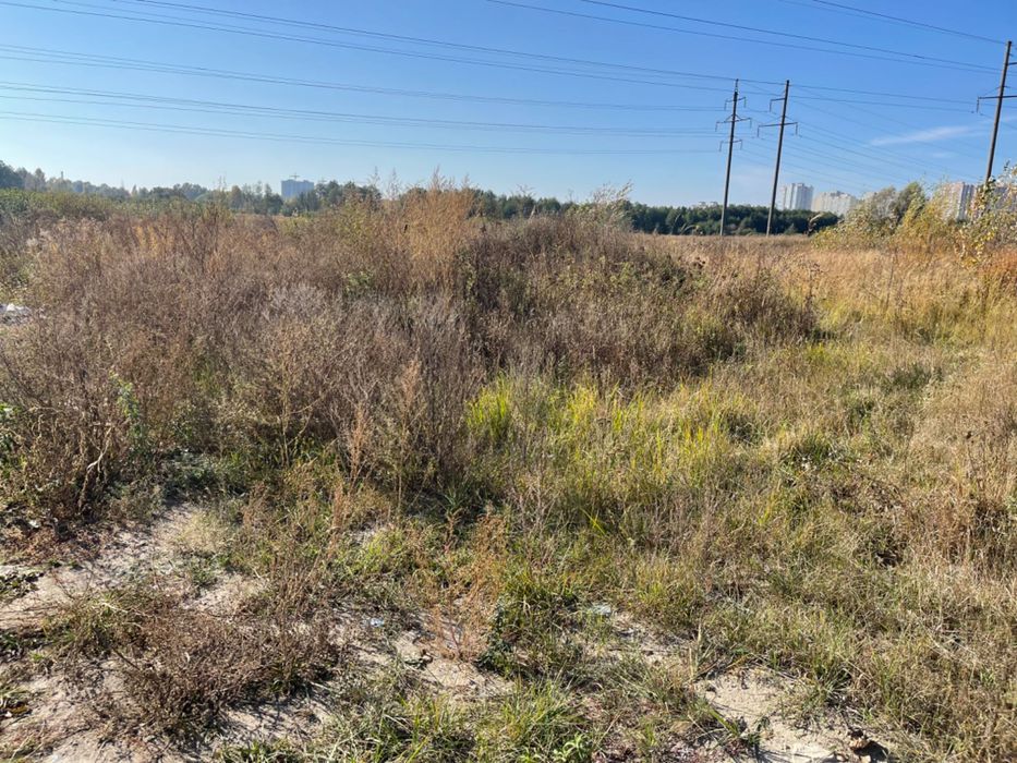 Продажа участков в промзоне с. Погребы  (рядом с Киевом )