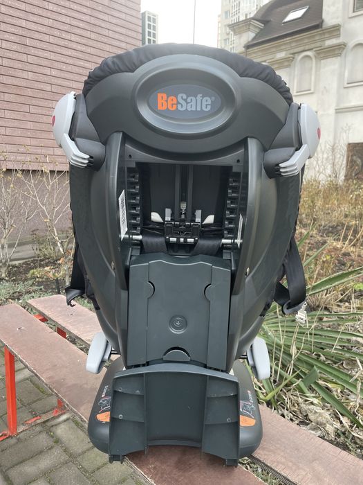 Автокрісло BeSafe iZi Comfort 9-18 кг