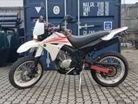 Yamaha XT