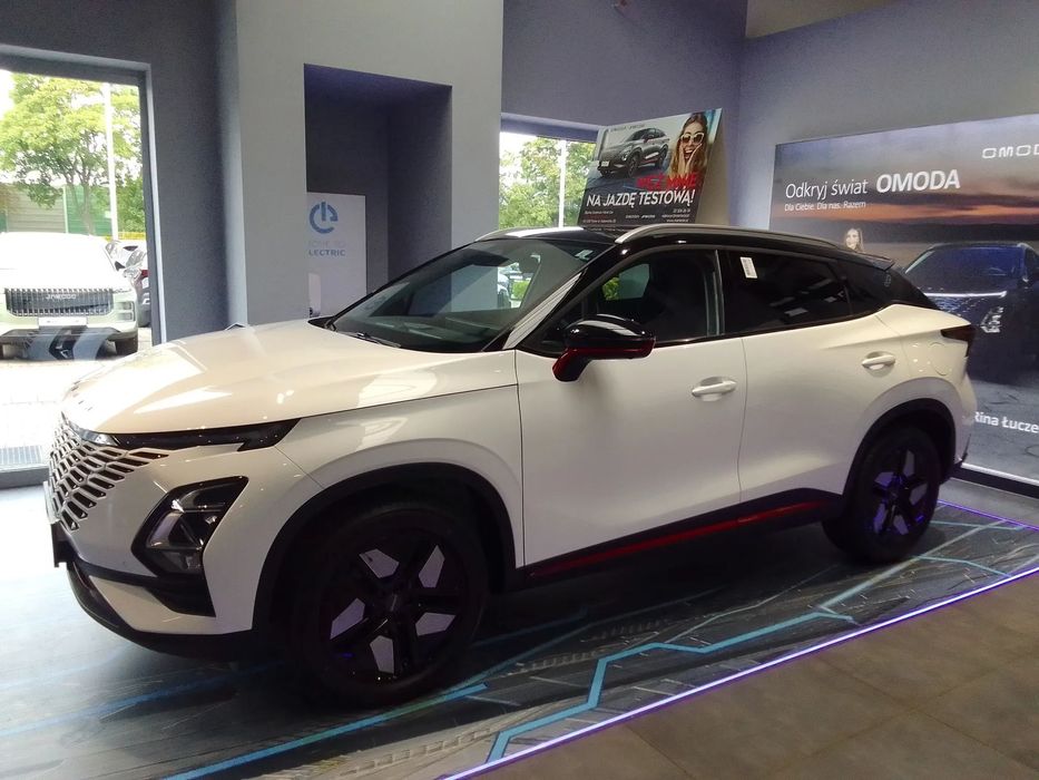 Omoda 5 Omoda 5 wersja premium,rocznik modelowy 2025