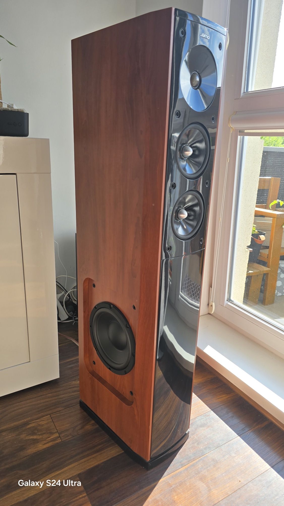 Kolumny jamo s606 130w Rms