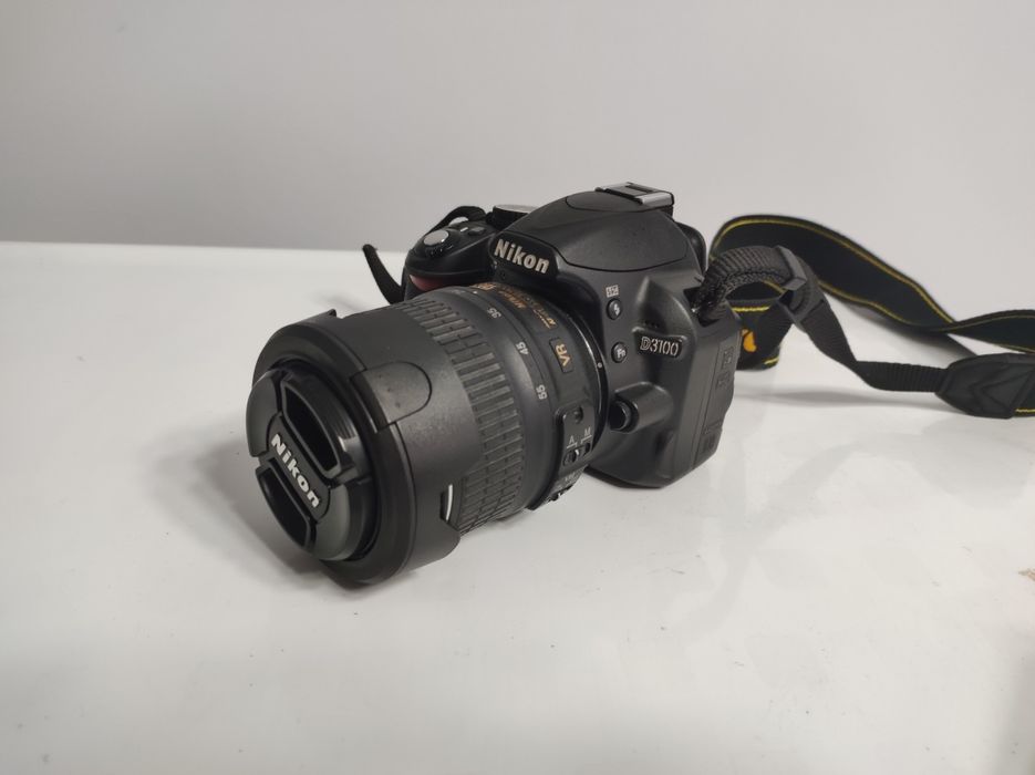 Фотоапарат Nikon D3100