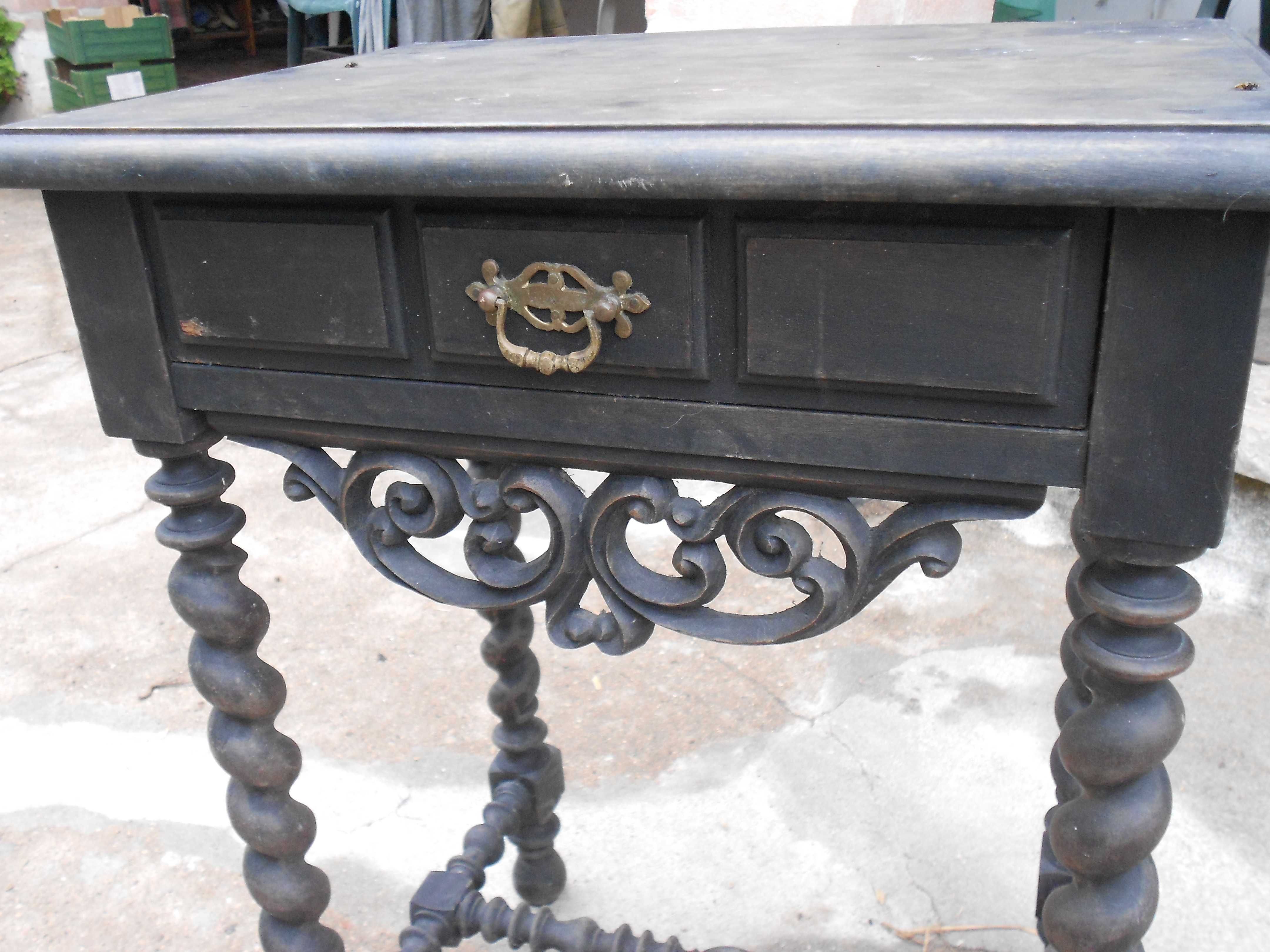 Mesa cabeceira bilros antiga madeira maciça trabalhada