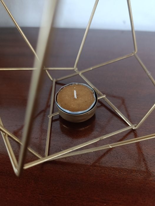 Suporte dourado para velas da Zara Home
