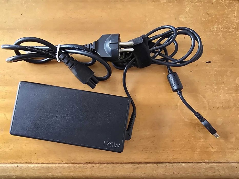 Carregador Lenovo 170 W Novo