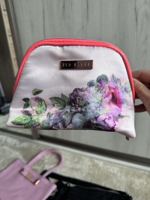 Zestaw torebek +kosmetyczka TED baker