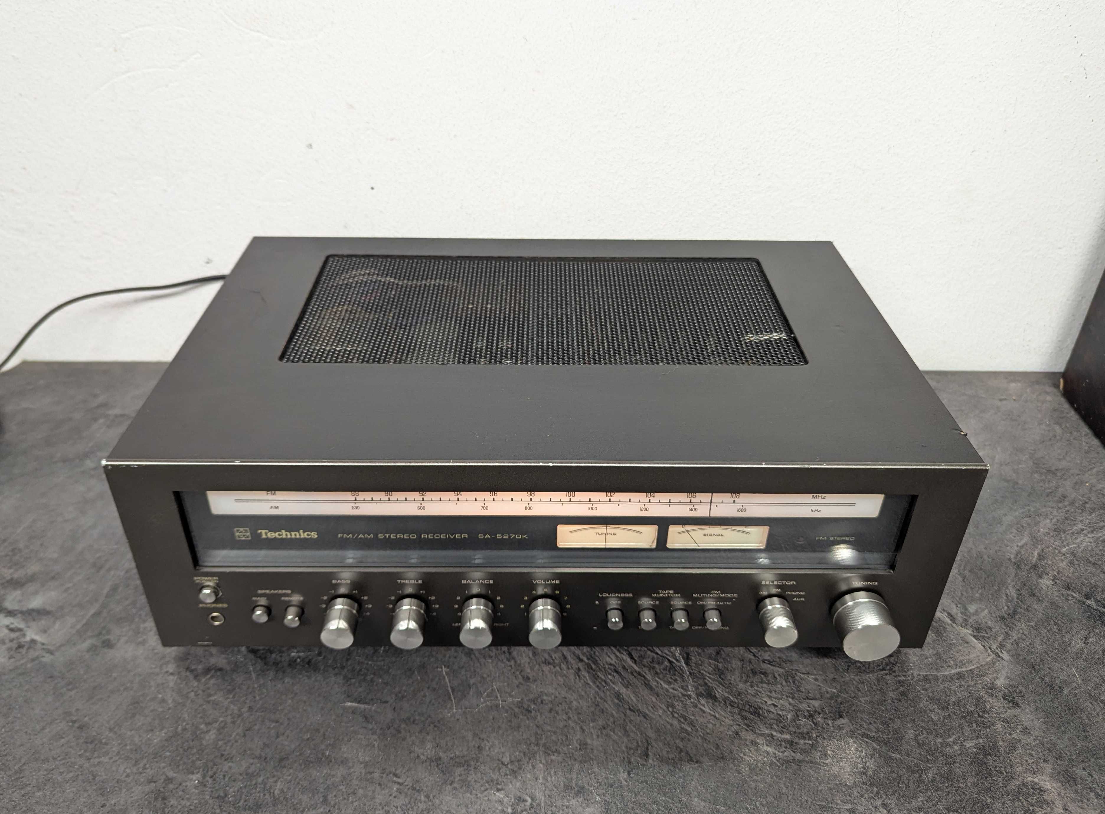 Стерео ресивер Technics SA-5270K.