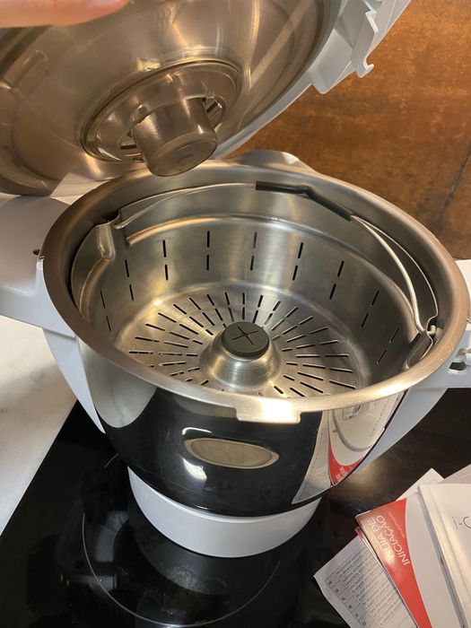 Robô de cozinha Moulinex i-Companion (c/bluetooth) + extras