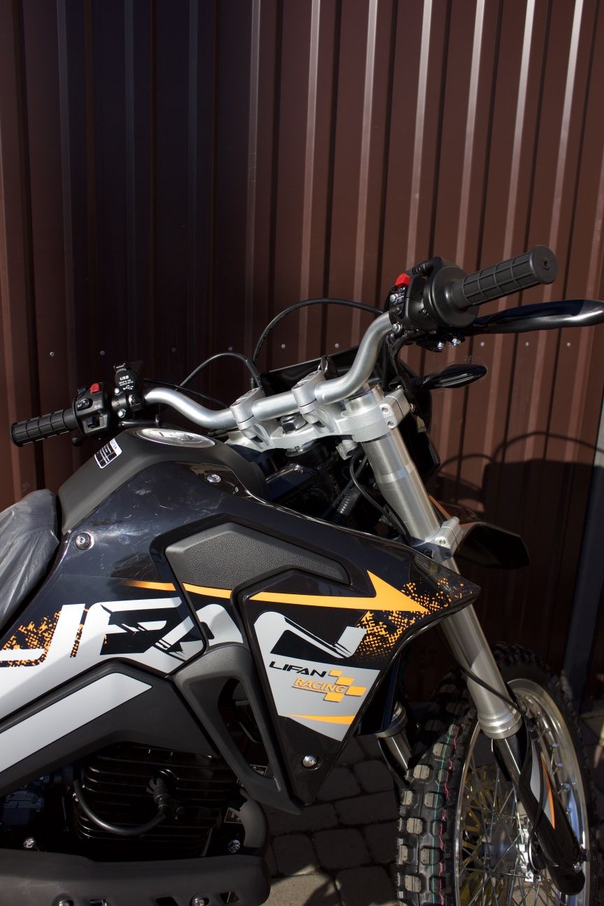 Мотоцикл LIFAN KPX 250