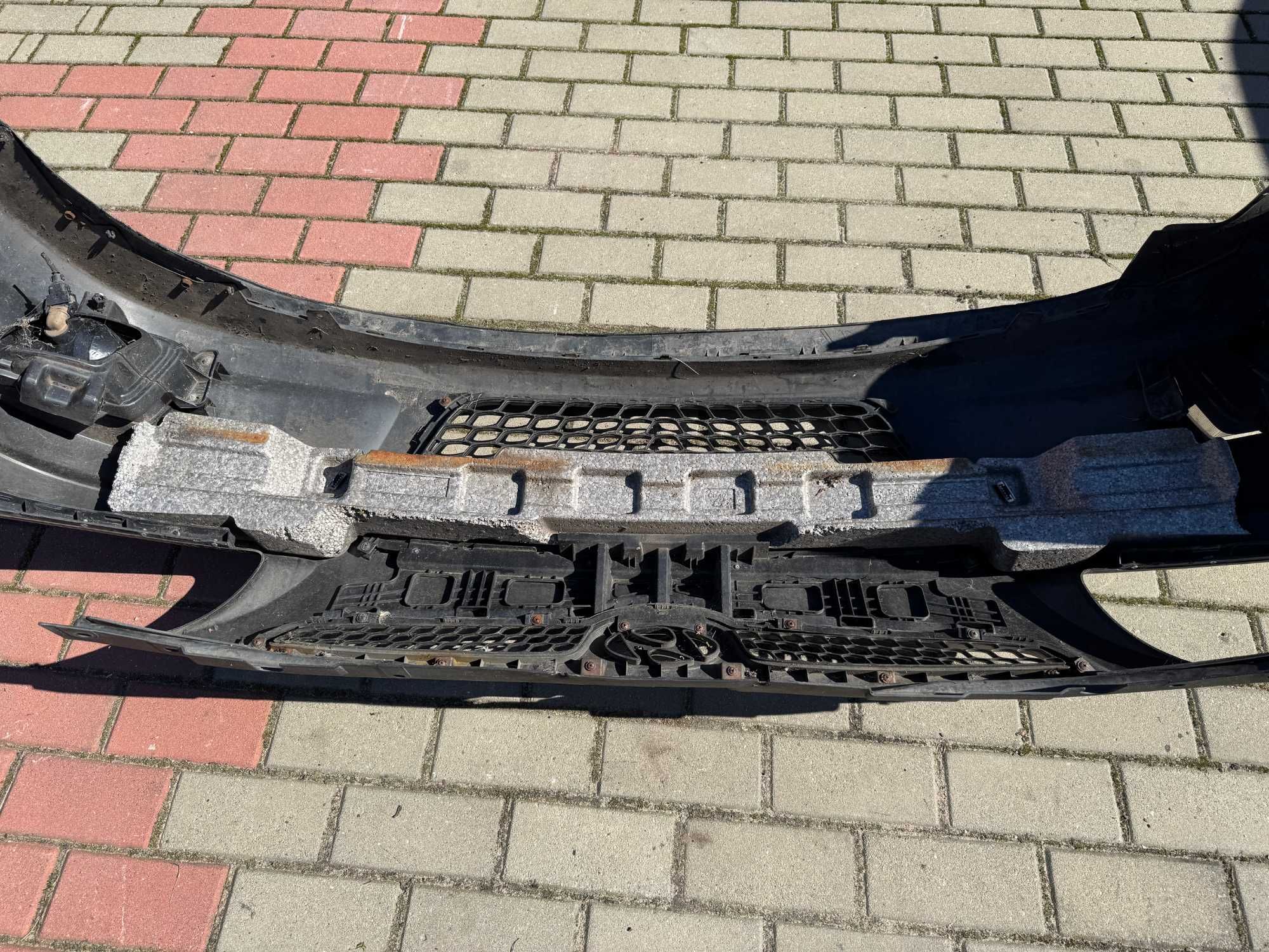 [197] Zderzak przedni Hyundai I30 07-10r.