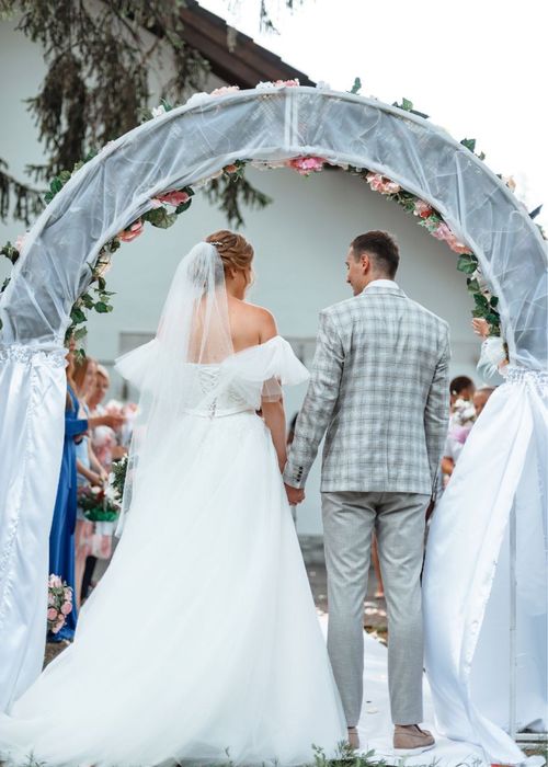 Весільна сукня (свадебное платье), сукня нареченої