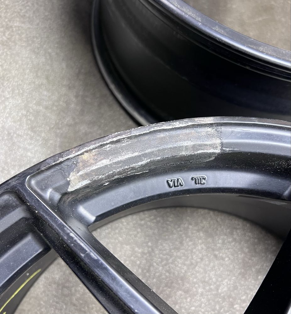 Диски R18 5 112 et45 J8 VW audi seat mercedes чорні