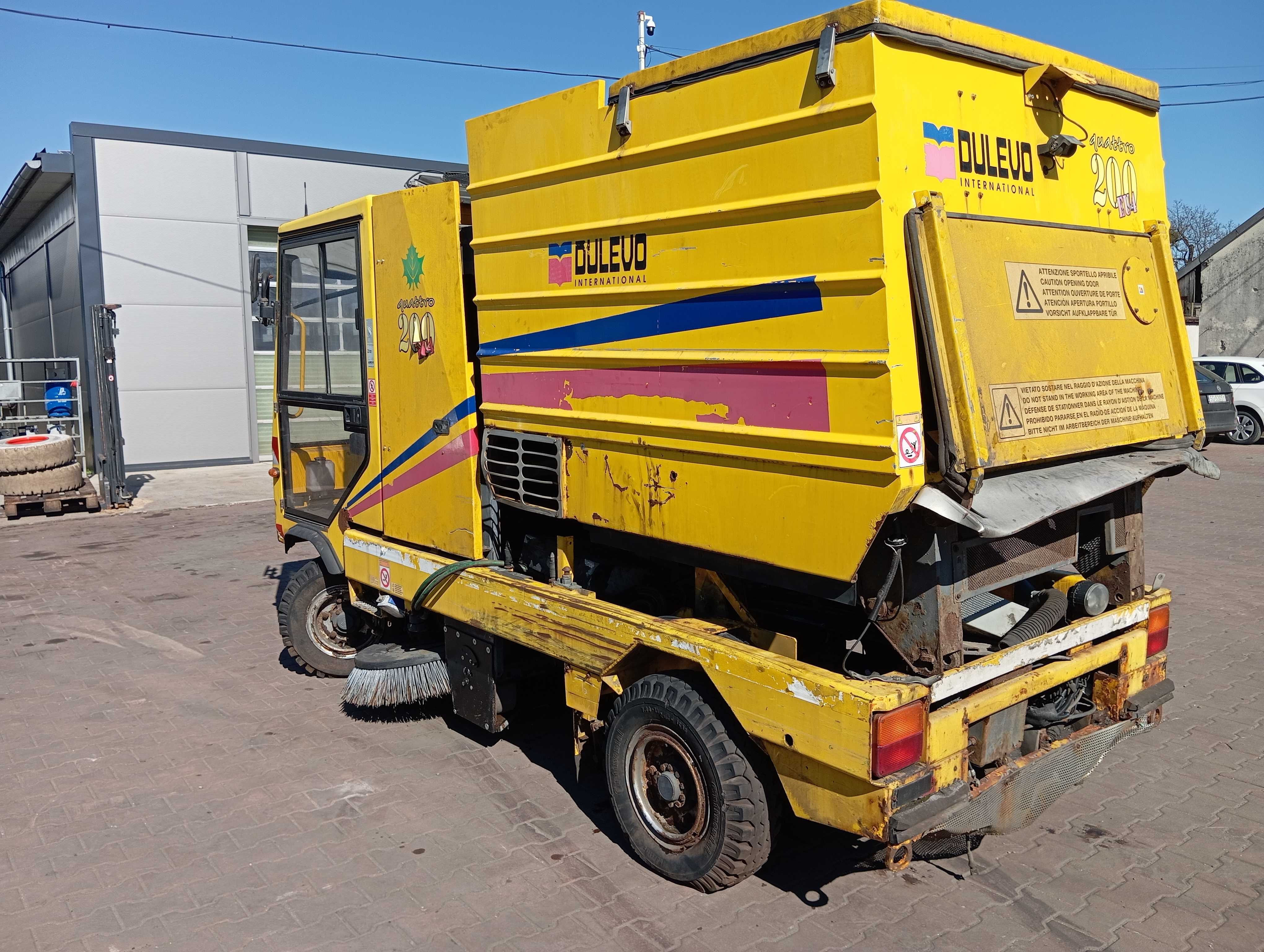 Zamiatarka samojezdna DULEVO 200 QUATTRO możliwość transportu.