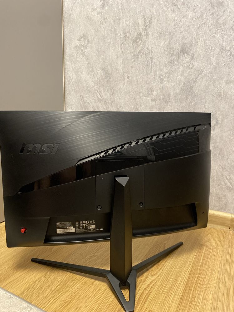 Монітор MSI Optix MAG241C, 144гц, 24дюйма