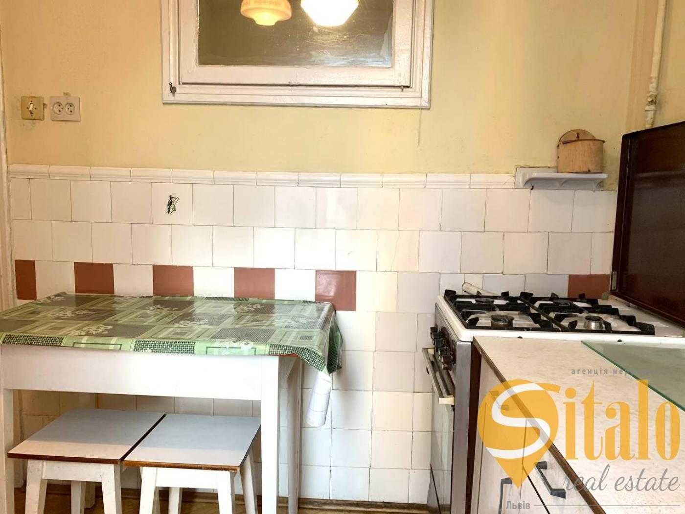 Продаж 2 кімнатної квартири, вулиця Кругова