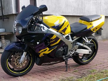 Sprzedam CBR 900