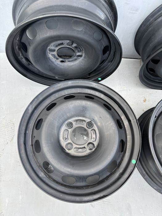 Komplet felg stalowych Ford Transit Toureno Courier 15”