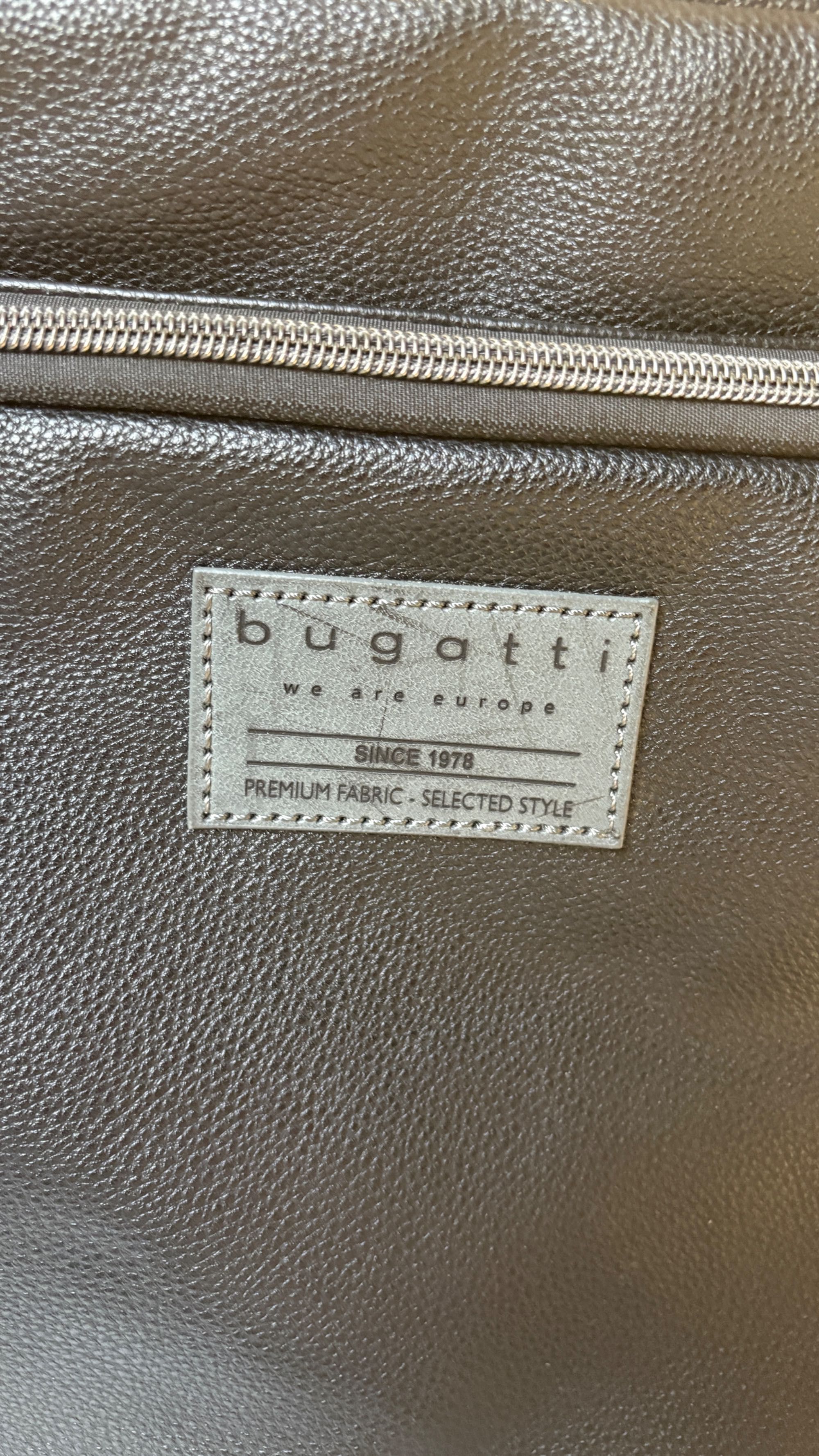 Bugatti Torba na laptopa