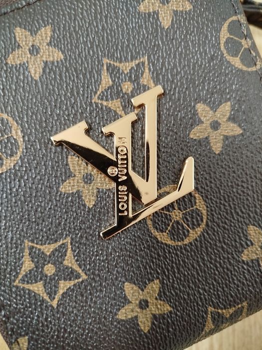Louis Vuitton saszetka mała torebka torebeczka LV