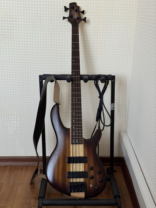 Бас-гітара CORT C4 Plus OVMH (Antique Brown Burst)