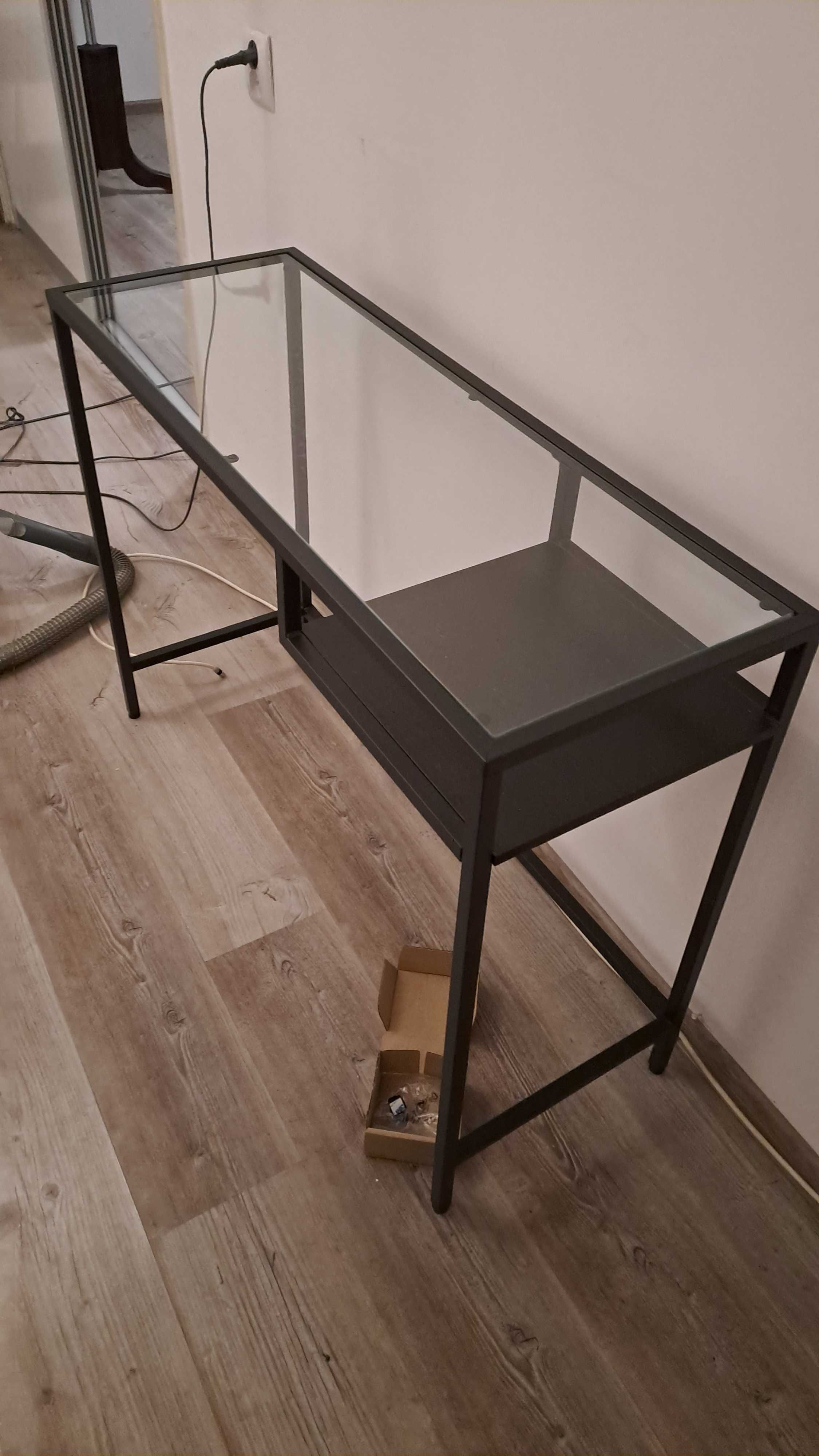 Biurko/ stolik na laptopa