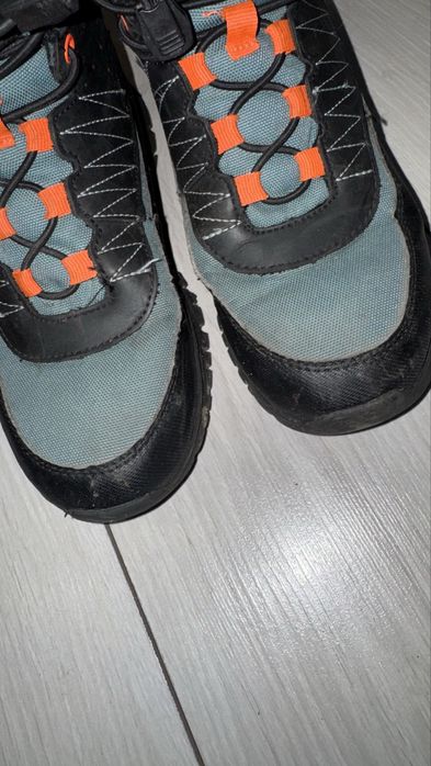 Черевики 36 розмір rezerved