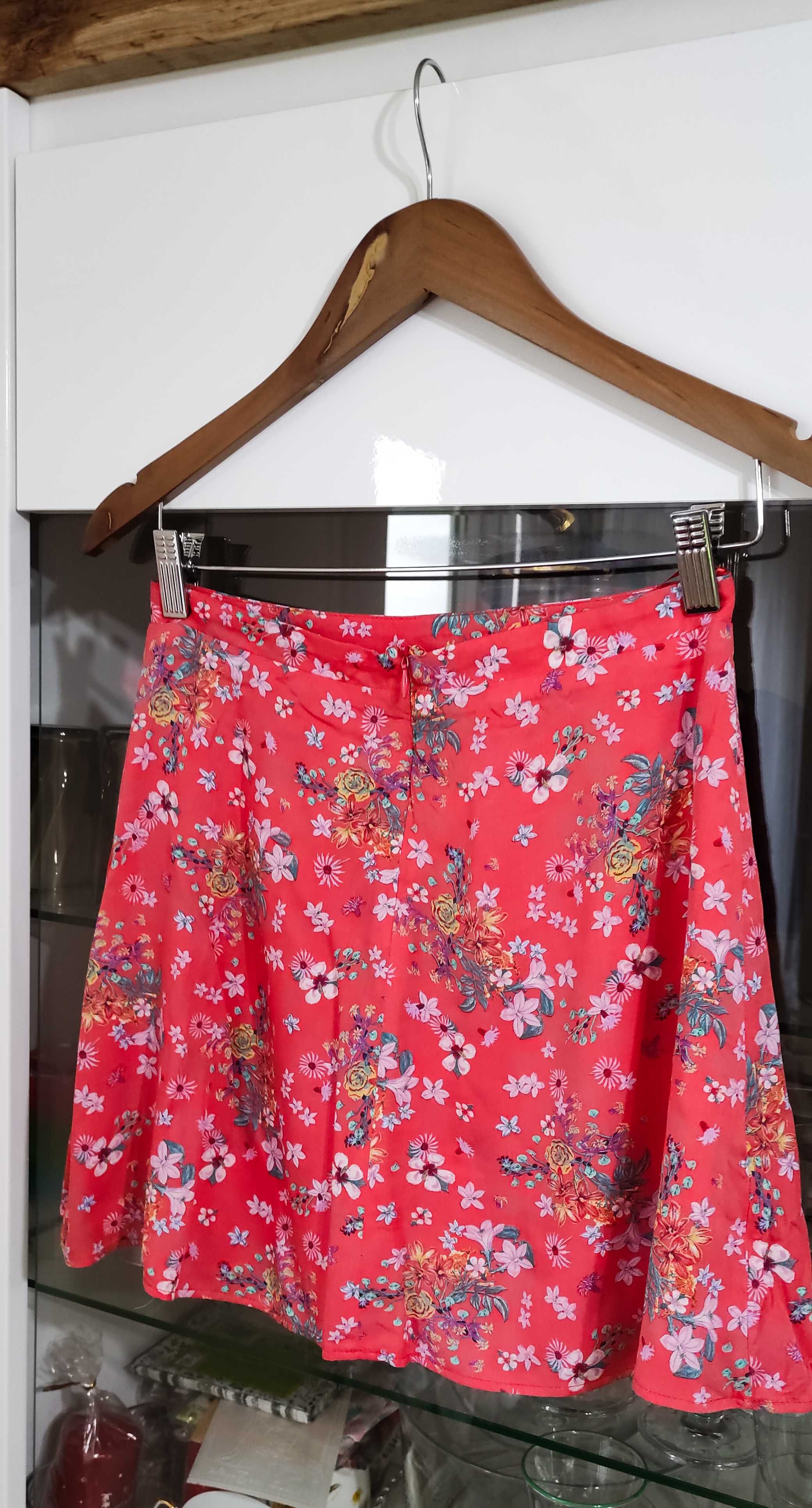 Spódniczka koralowa spódnica kolorowa Bershka kwiaty kwiaty
