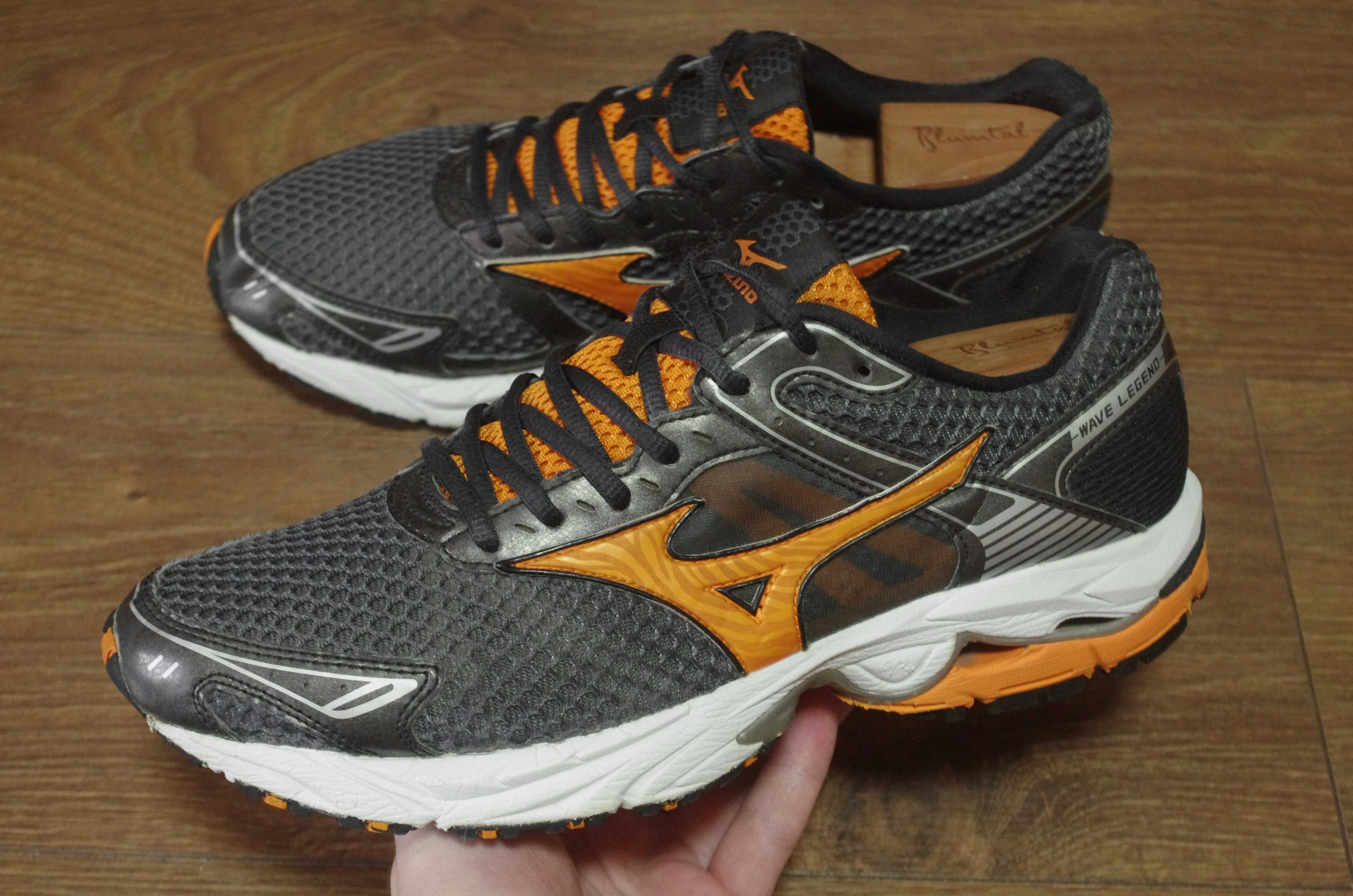 Кроссовки Mizuno Wave Legend оригінал 43 розмір бігові
