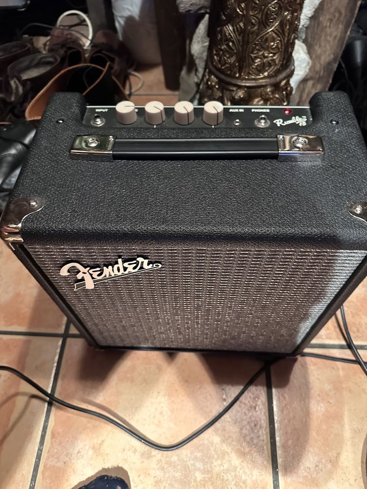 Amplificador de baixo Fender