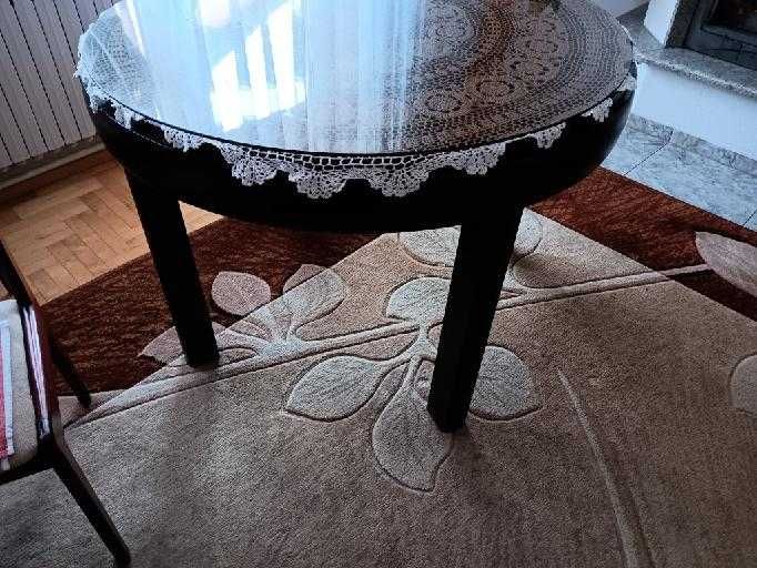 Stół okrągły rozkładany, dąb po renowacji .PRL