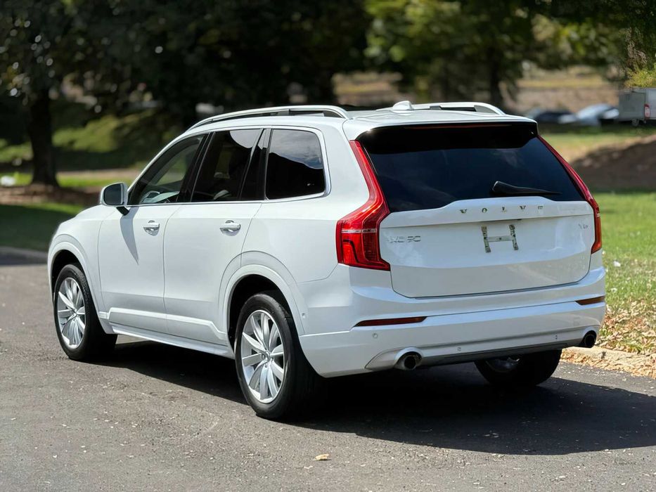 Volvo XC90      2018
