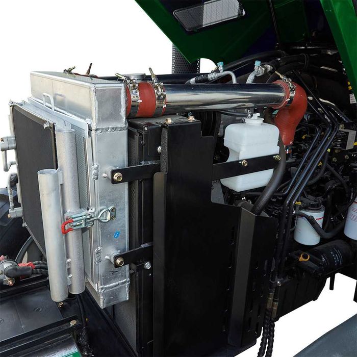 Трактор ДТЗ 1104