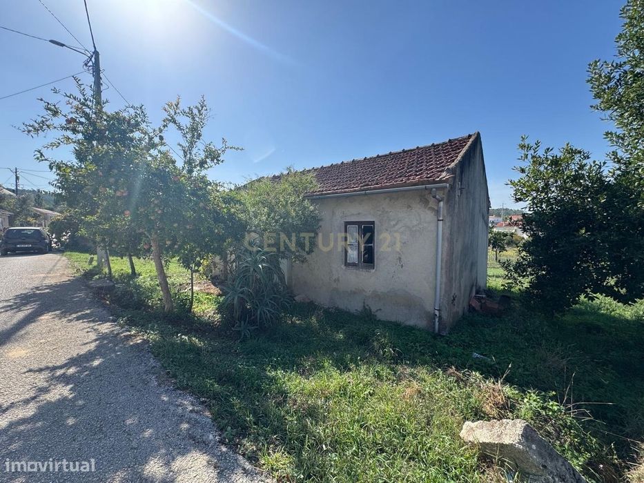 Moradia T2 || Pombal || Santiago de Litém